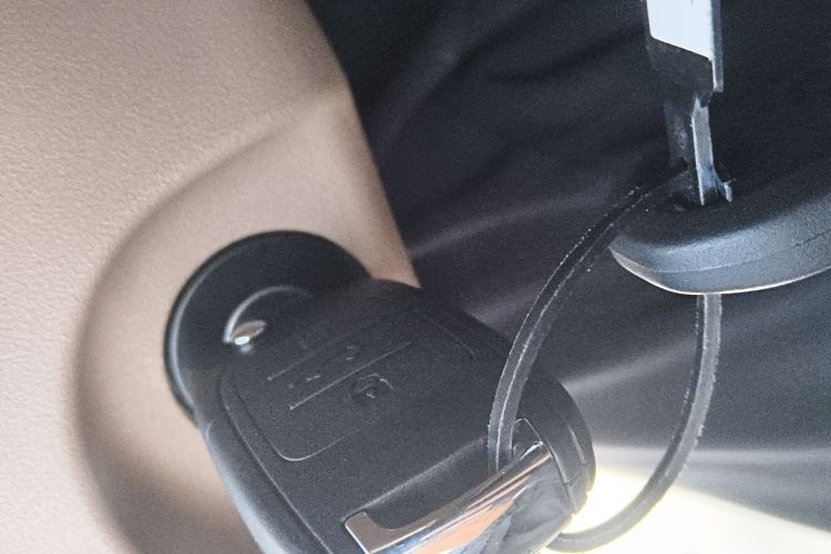 五菱汽车 宏光MINIEV 2025款 四门版 进阶款中控内饰11