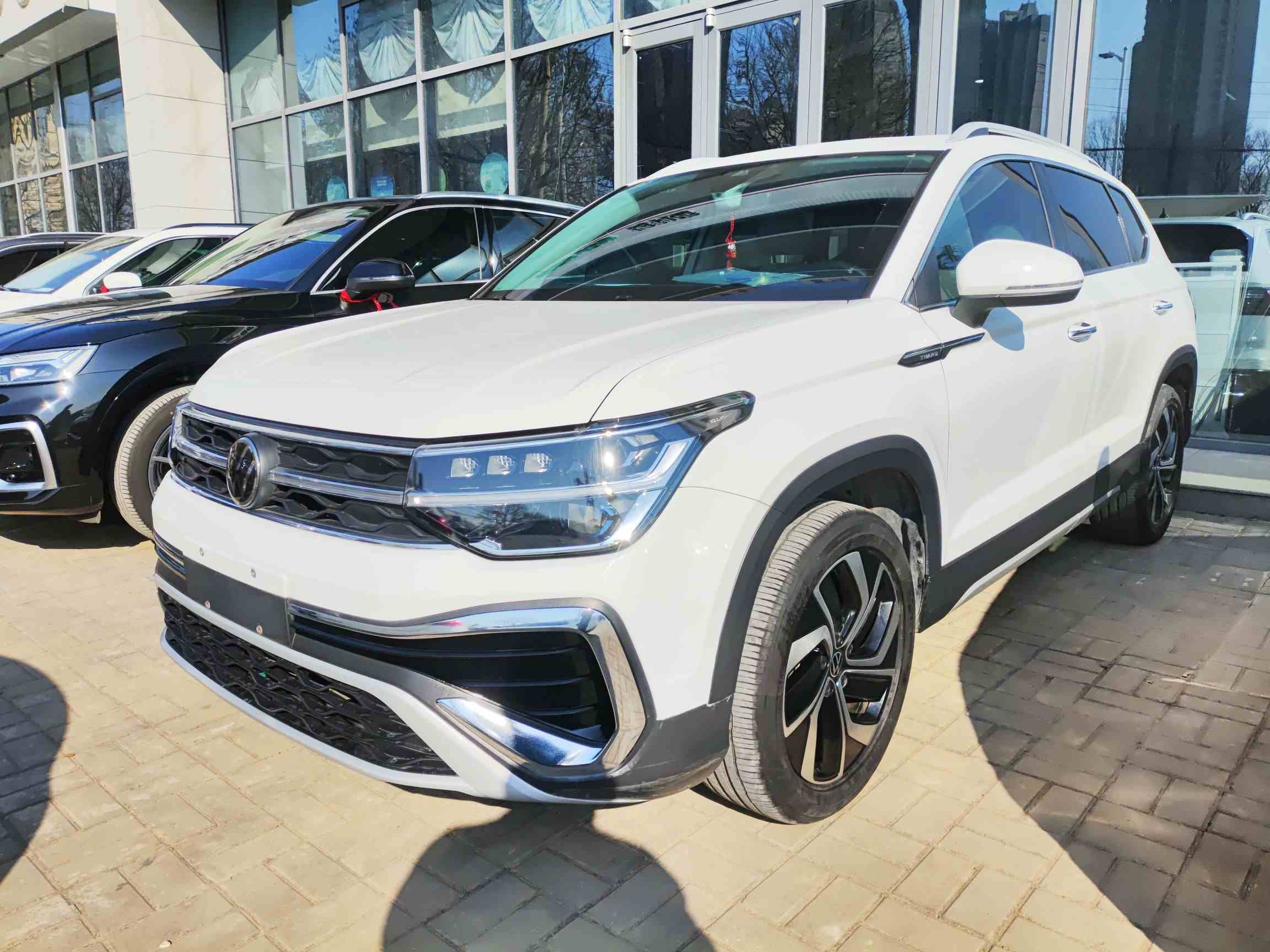 大众 途岳 2023款 300TSI 两驱满月版(1)