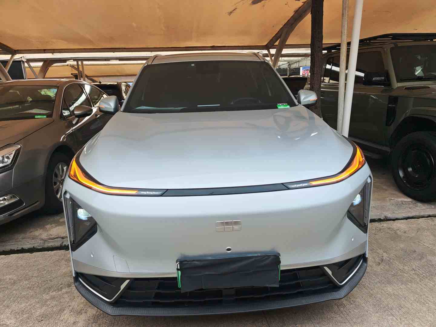 吉利银河 银河L7 2025款 EM-i 115km 远航版(1)