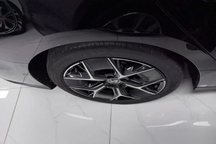 比亚迪 汉 2022款 EV 创世版 715KM前驱旗舰型车身外观6008