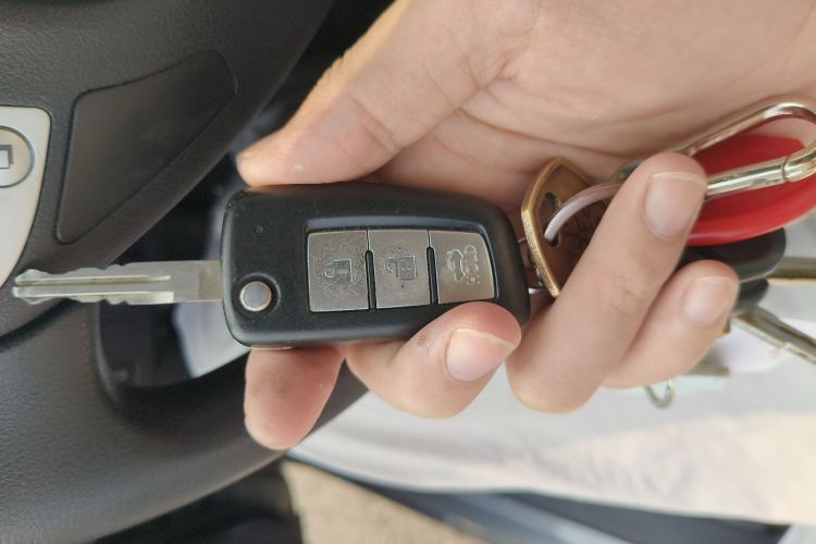 日产 轩逸 2019款 经典 1.6XE CVT舒适版中控内饰11