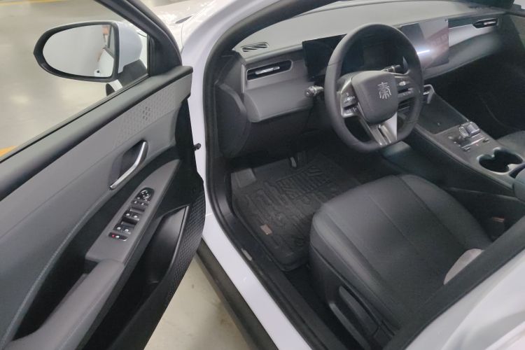 比亚迪 秦PLUS 2025款 DM-i 智驾版 55KM领先型中控内饰20