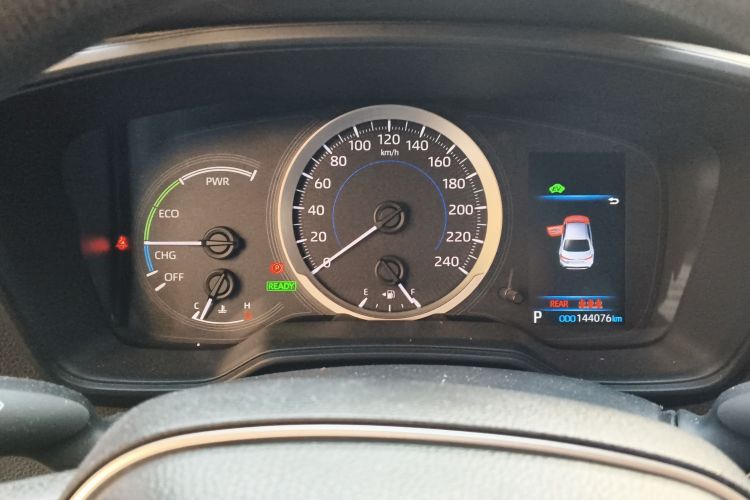 丰田 雷凌 2019款 双擎 1.8H E-CVT运动版 国VI中控内饰14