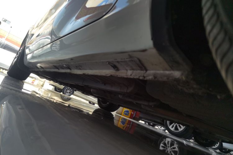 长安 逸动 2016款 XT 1.6L 自动俊酷型局部细节9002