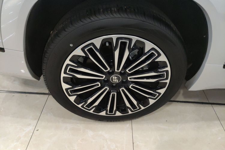 捷途山海L9 2025款 1.5TD 2DHT 旗舰版 6座车身外观6008