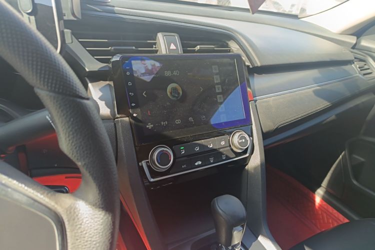 本田 思域 2016款 180TURBO CVT舒适版局部细节16