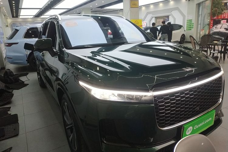 理想汽车 理想ONE 2021款 增程6座版车身外观3