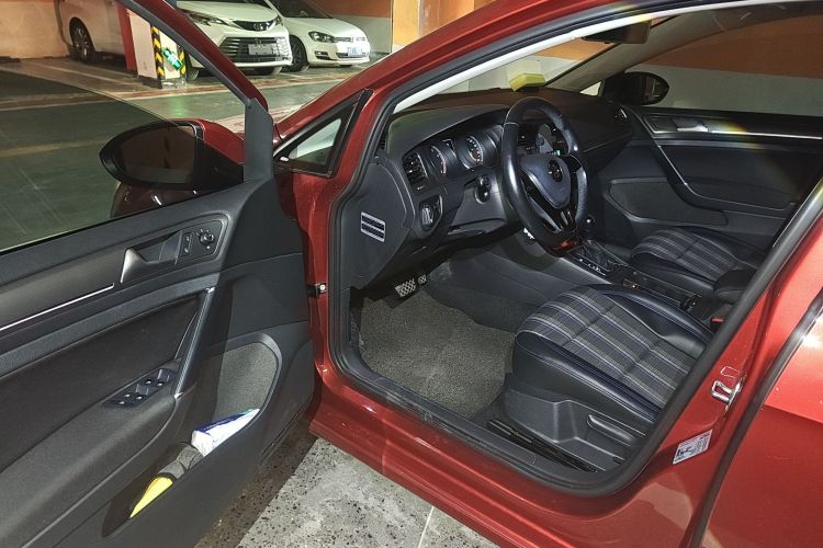 大众 高尔夫 2015款 1.4TSI 自动舒适型中控内饰20