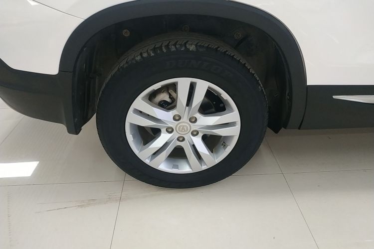 长安CS75 2017款 尚酷版 1.5T 自动锋锐型车身外观6008