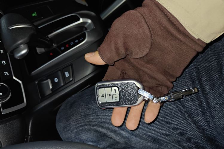 本田CR-V 2019款 耀目版 240TURBO CVT两驱舒适版 国VI中控内饰11