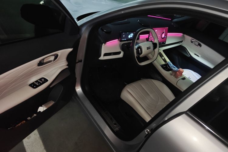 吉利银河 银河星舰7 EM-i 2025款 120km 探索+版中控内饰20