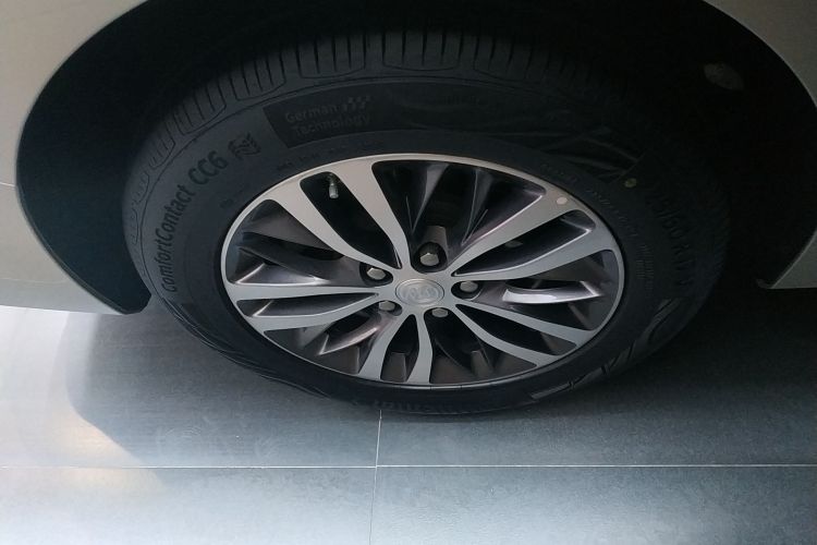 别克GL8 2022款 ES陆尊 653T 舒适型车身外观6008