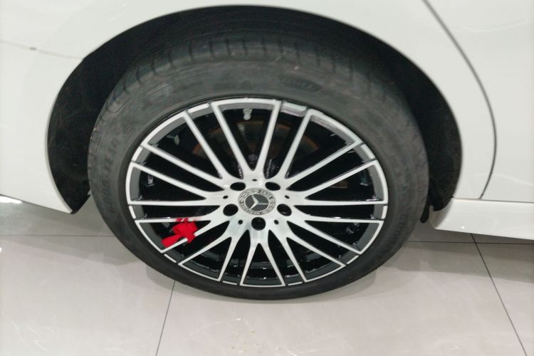 奔驰C级 2024款 改款 C 260 L 运动版车身外观6008