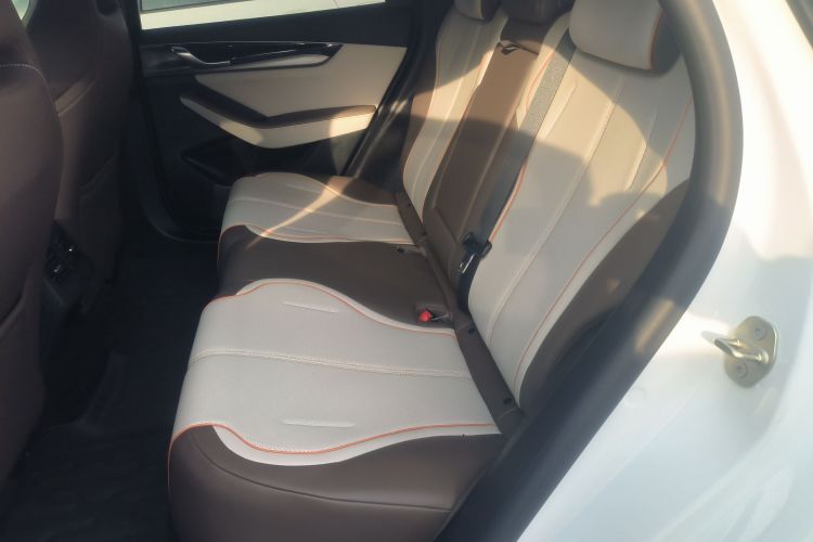 比亚迪 秦PLUS 2024款 荣耀版 EV 420KM领先型中控内饰21