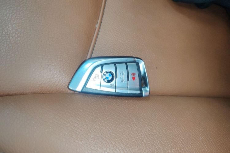 宝马X4 2014款 xDrive20i X设计套装中控内饰7001