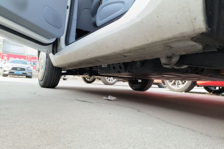 奔腾小马 2025款 222km 灵动马局部细节9002