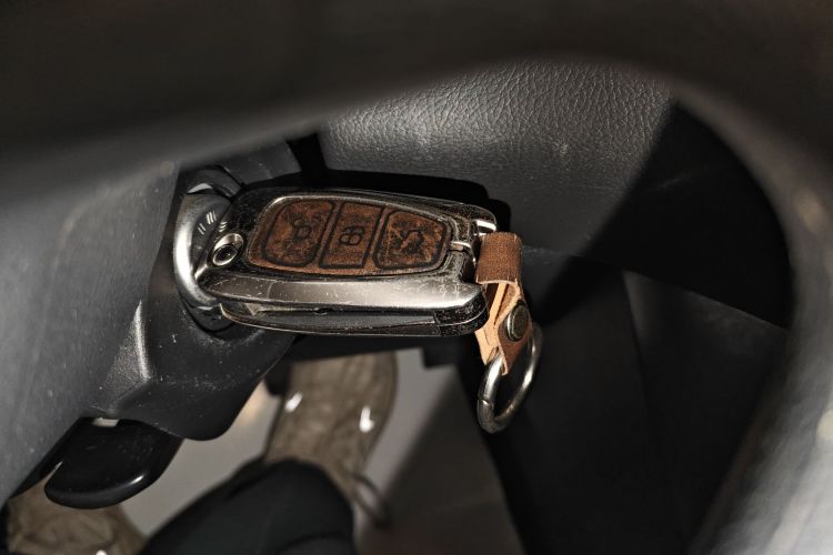 福特 福克斯 2015款 两厢 1.6L 自动舒适型中控内饰11