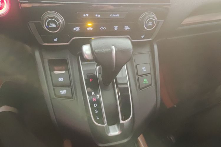 本田CR-V 2019款 240TURBO CVT四驱尊贵版 国V中控内饰18