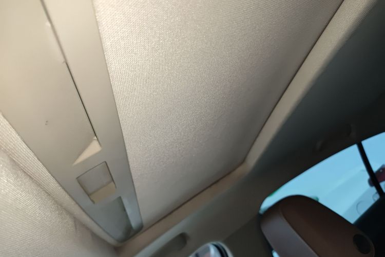 别克 君威 2017款 28T 尊享型中控内饰22