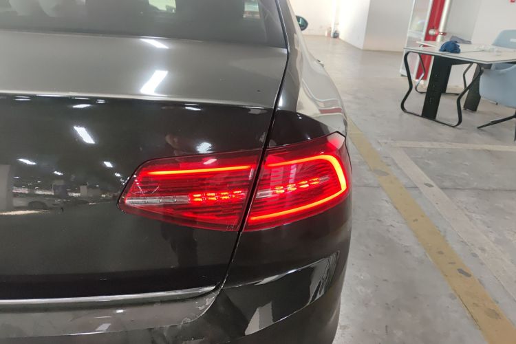 大众 迈腾 2018款 330TSI DSG 领先型车身外观6006