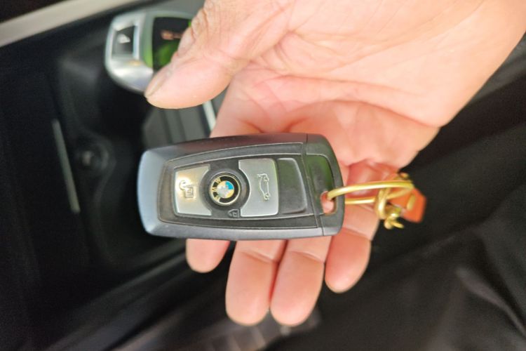 宝马1系(进口) 2015款 120i 领先型中控内饰11