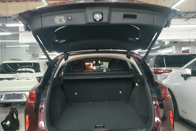 英菲尼迪QX50 2018款 2.0T 四驱菁英版机舱底盘23