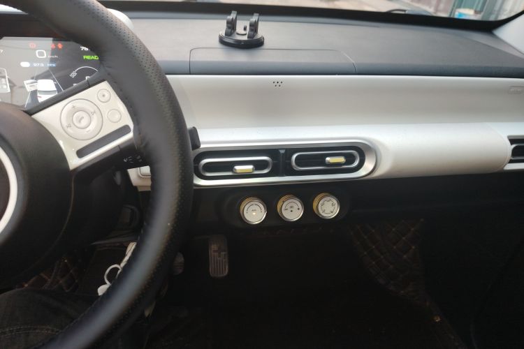 五菱汽车 宏光MINIEV 2024款 第三代 215km 青春版中控内饰16