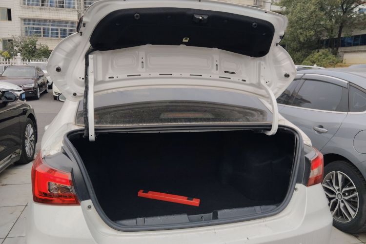 奇瑞新能源 艾瑞泽e 2020款 出行版plus机舱底盘23