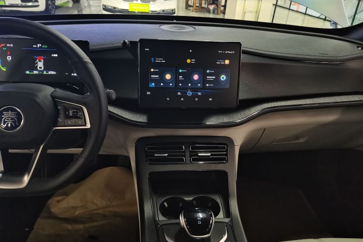 比亚迪 秦PLUS 2023款 冠军版 DM-i 55KM领先型中控内饰16