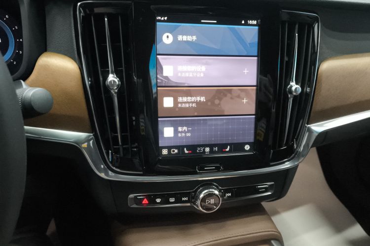 沃尔沃S90 2022款 B5 智逸豪华版中控内饰16