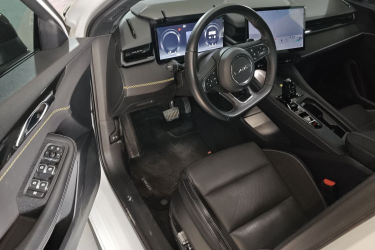 领克03 2023款 1.5TD DCT劲Pro中控内饰20