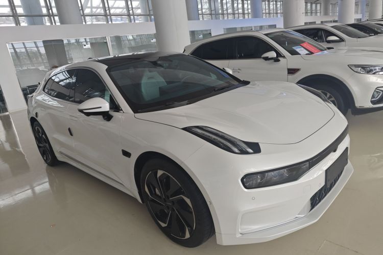 极氪001 2022款 超长续航双电机 ME版车身外观3