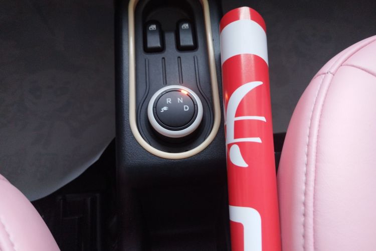 五菱汽车 宏光MINIEV 2022款 马卡龙时尚款 磷酸铁锂中控内饰18