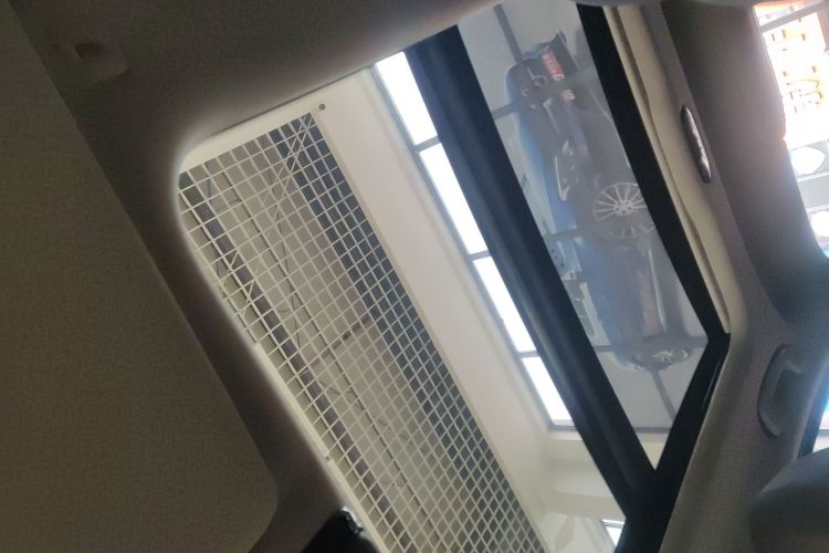 宝马3系 2023款 325Li M运动套装中控内饰22