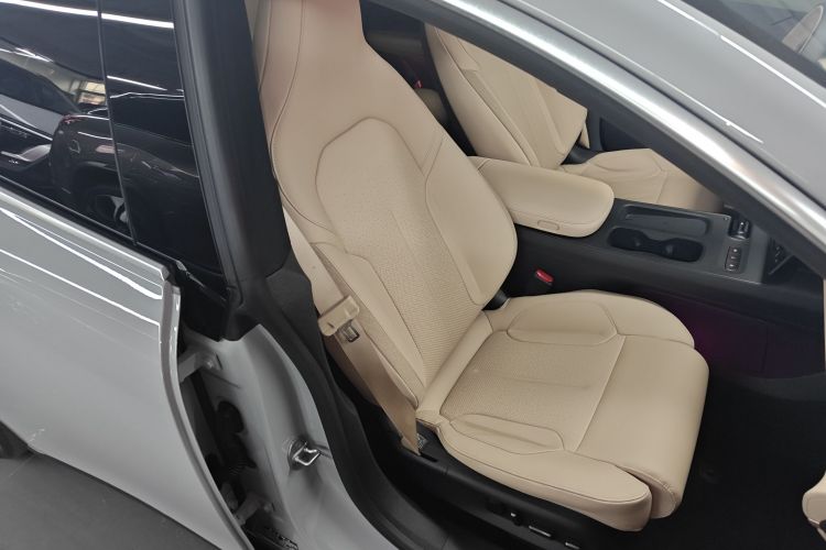 蔚来ET5T 2023款 75kWh Touring局部细节41