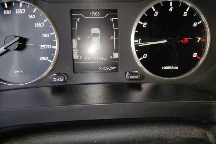 奇瑞 瑞虎5x 2020款 1.5L 手动时尚版中控内饰15