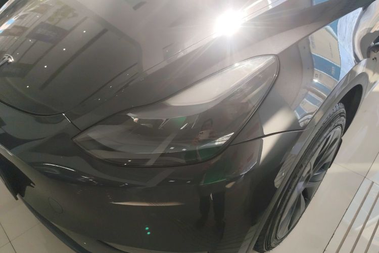 特斯拉 Model Y 2024款 长续航全轮驱动版局部细节36