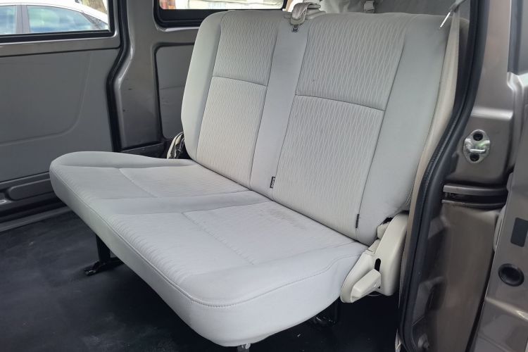 金杯 新海狮X30L 2021款 1.5L财富无空调版客车国VI SWC15M中控内饰21