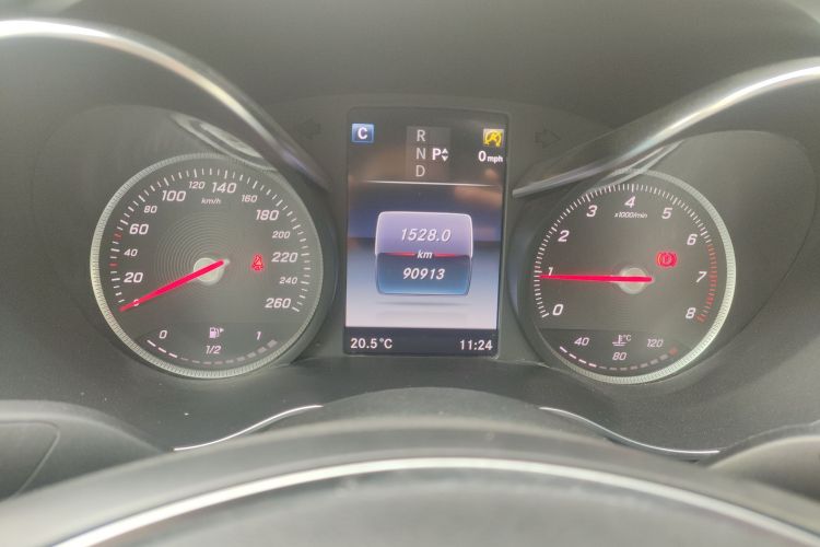 奔驰C级 2017款 改款 C 200 L 运动版中控内饰14