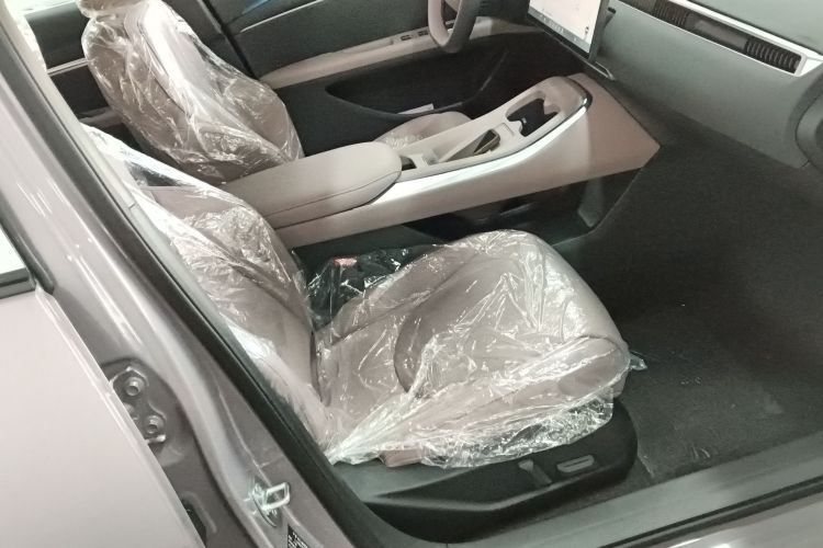 小鹏MONA M03 2025款 515 长续航 Plus局部细节41