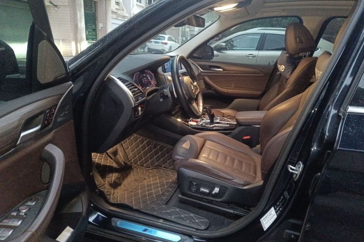 宝马X3 2020款  xDrive28i M运动套装中控内饰7003