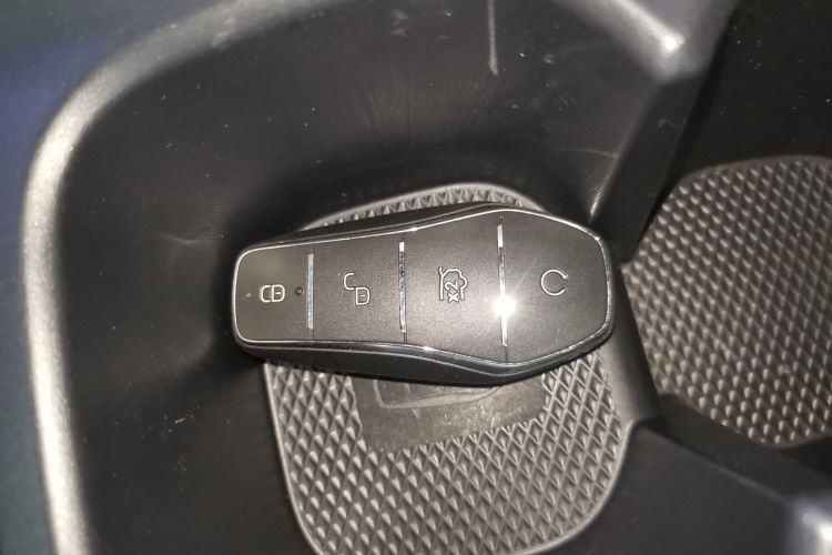 比亚迪 海鸥 2024款 荣耀版 305km 活力版中控内饰11