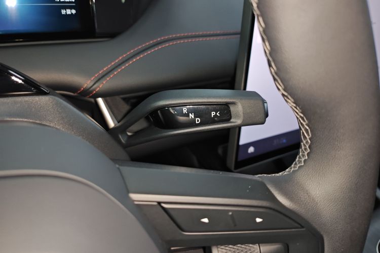 小米汽车 小米SU7 2024款 四驱超长续航高阶智驾Max版中控内饰18