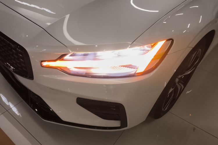 沃尔沃V60 2024款 B5 智远运动版局部细节36