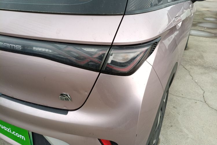 比亚迪 海豚 2021款 405km 时尚版车身外观9