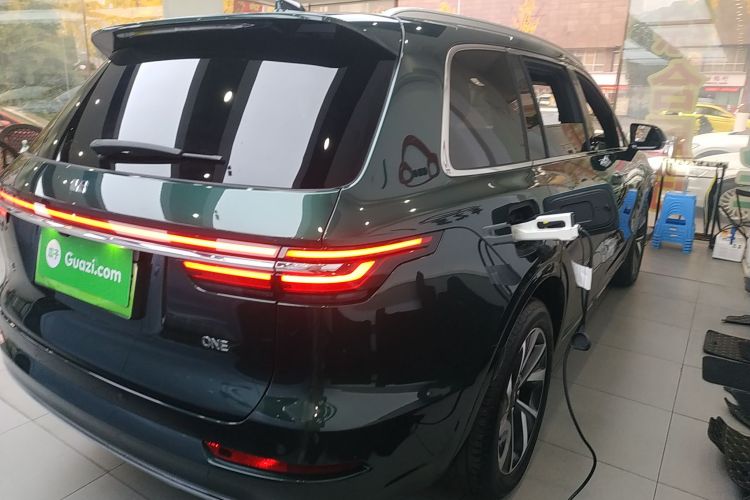 理想汽车 理想ONE 2021款 增程6座版车身外观7