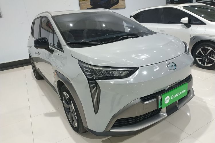 埃安 AION Y 2021款 70 智领活力版车身外观3