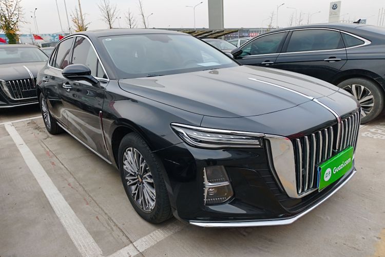 红旗H5 2023款 1.5T DCT智联旗韵版车身外观3