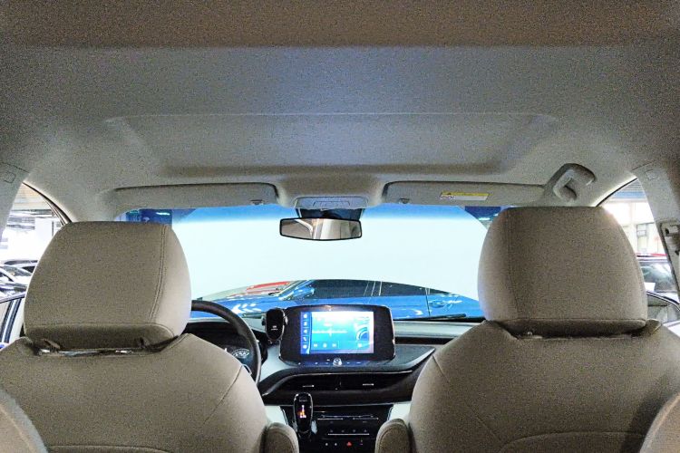 别克GL8 2023款 陆上公务舱 舒适型中控内饰22