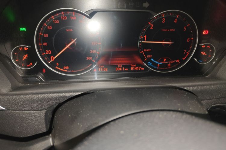 宝马3系 2019款 320Li 时尚型中控内饰15